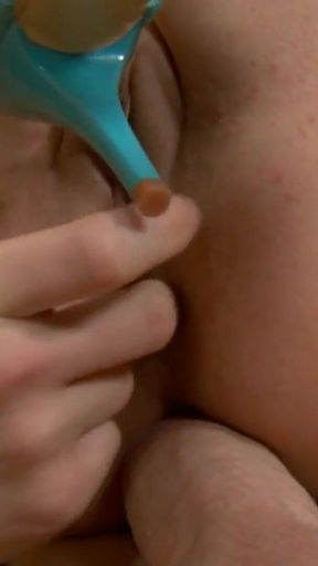 Anal Creampies Scene-4_brunette with Small Tits Henessy Fucking From Behind in the Kitchen