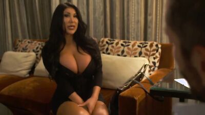 Asian girl for one perfect night (August Taylor)