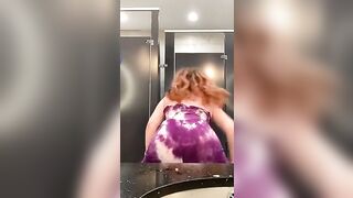 Hot Thick Ginger Twerking