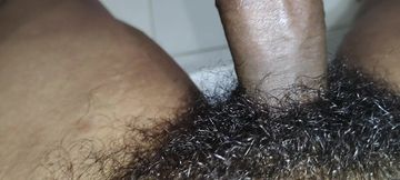 Din din ki ladki ke chakkar mein bathroom mein jakar sex karne lage