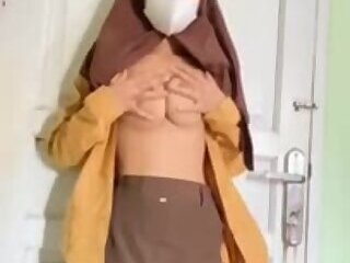 Celva Novia Amanda Hijab - Salam Pramuka (Maaa)