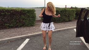 m exhibant sur differentes aires de repos en partant en vacances voici une ...