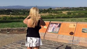 m exhibant sur differentes aires de repos en partant en vacances voici une ...