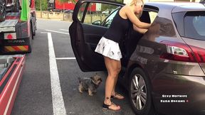 m exhibant sur differentes aires de repos en partant en vacances voici une ...