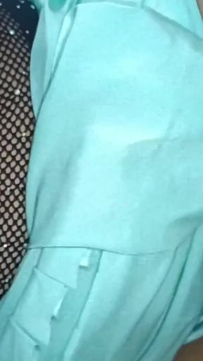 Indian Desi bhabhi Vamika has amazing pusssy   Clip 1