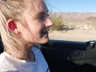 Public teen sex in the convertible car on a way to Las Vegas - Eva Elfie