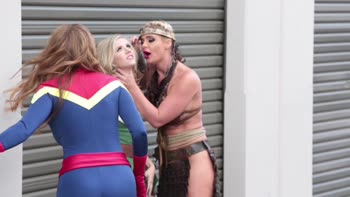 Phoenix Marie, Tanya Tate, and l James Bring Sexy Cosplay to ComiCon