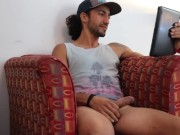 Ruben jerking off at the hostel