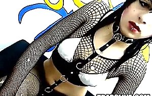 Teen pierced emo tranny masturbating