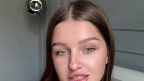 Video sent by @Rianna @Cum on Tits & #Naked #Natural Big Tits #Solo #Brunette clips porno nsfw | Tik.Porn