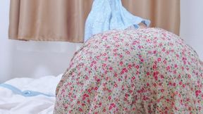 Don't Tell Anyone You Saw This Hijabi Big Booty Tease