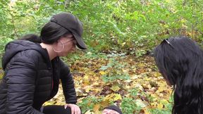 Spitting session in the forest