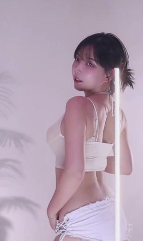 Korean Dancing Non-nude
