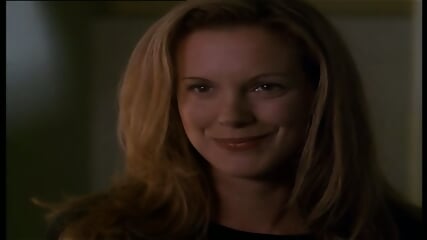Elizabeth Perkins as Aubrey Wicker - I'm Losing You (1998)
