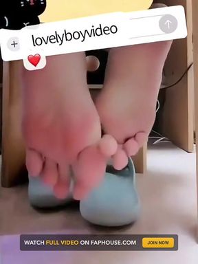 Lovelyboyvideo Cute Male Feet, Boys' Soles