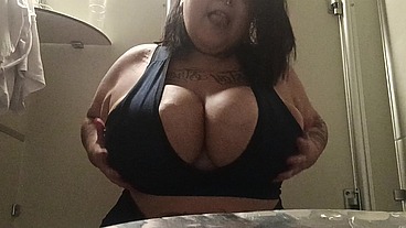 Bbw exibida no banheiro da academia - Mary Jhuana