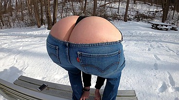 Exhibitionist shopping - Whaletail Fetish