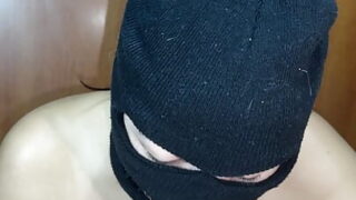ชายคนหนึ่งเย็ดตูดของสาวละตินอายุ 18 ปี MILF ร่าน และยัดก้นของเธอด้วยน้ำอสุจิ
