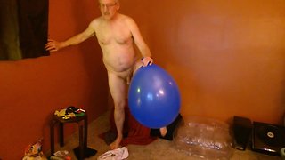 Grandpa`s Messy Cumshot Finale: American Daddy Fetish Video