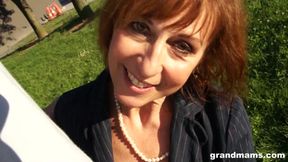 Mature Danny Bloom outdoor blowjob