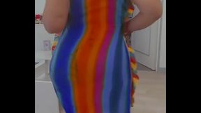 قحبة جزائرية تستعرض مؤخرتها