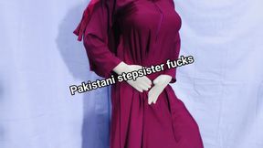 Pakistani hijabi Muslim woman fucks