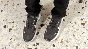 Mikael Slow Private Show