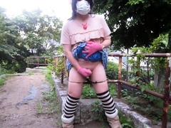 Amateur Japanese Teen CD outdoor jacking