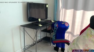 MILF with magnificent ass gets good pussy thrashing