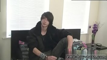 Emo gay porn free xxx Hot shot bisexual man Tommy is new to the porn