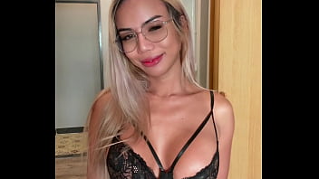 Solo masturbation in bathtub