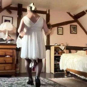 Outfit with a white dress for a night out