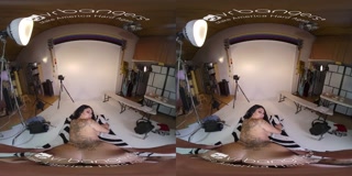VR BANGERS Honey, Shake That Creamed Pussy VR Porn