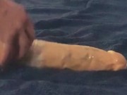 El placer desmedido: 💥 Tu guía definitiva para jugar en la cama con un juguete gigante 🍆