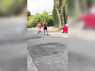 Str8 chap wanted to screw in the street