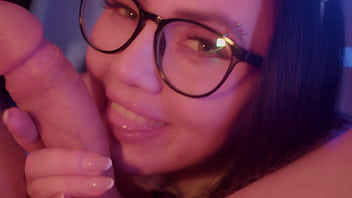 Beautiful milf pegging her boy&#039_s and gets cumshot.
