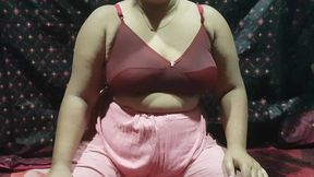 Desi Bhabi Big Tits Show  Boobs Playing