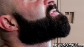 ”Muscled dude Gustav Netto bonds sexually with a gym buddy in the locker room”