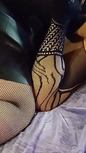 Mistress Fuck Her Sissy with Vibrator to Sissygasm