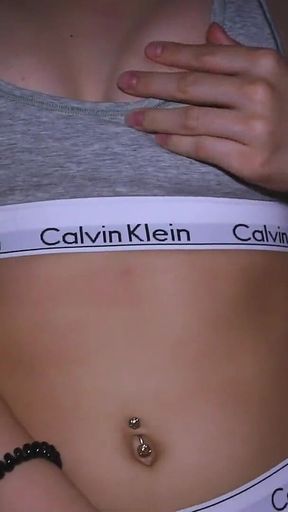 Big Booty PAWG Plays with Her Pussy