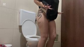 Extreme peeing in the morning'