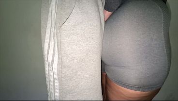 Stranger Touches Her Ass and Gets Hard for the Hand of an Unknown Girl