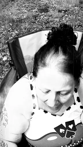 The Pictures Black and White She Sucks That Cock with All Her Fucking Might Cum Guzzler