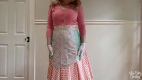 Vintage Housewife Striptease and Panty Masturbation WMV