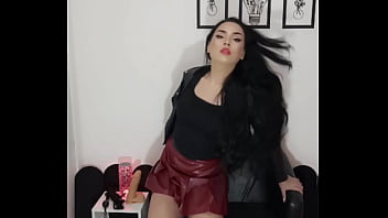 Um jeito sexy de exibicionismo com morena lovateli a travesti tesuda do pau gostoso