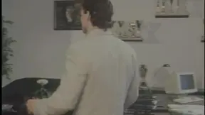 Classic White Venus swallows everything at the office