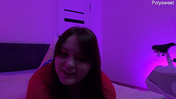 Superwoman is happy to play with daddy&#039_s big dick