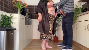 Quickly Fucked My Mother-in-law in the Kitchen and Came on Her Ass