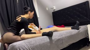 MY GIRLFRIEND COMES FROM THE STREET AND COMES STRAIGHT TO ME