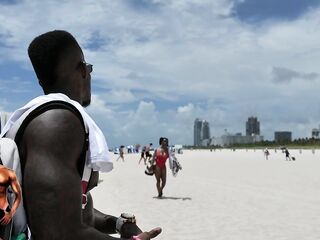 Bubble Ass Black Baddie Quincy Roee Meets Some Wonderful BBC At Work And Gets A Test Drive After Work